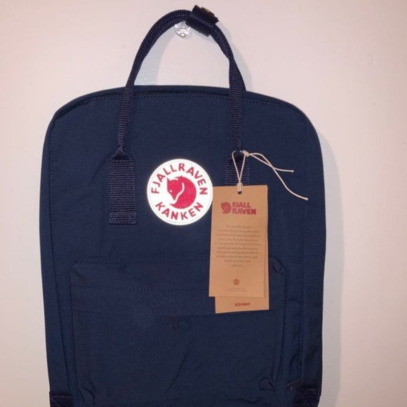 kanken reflective logo